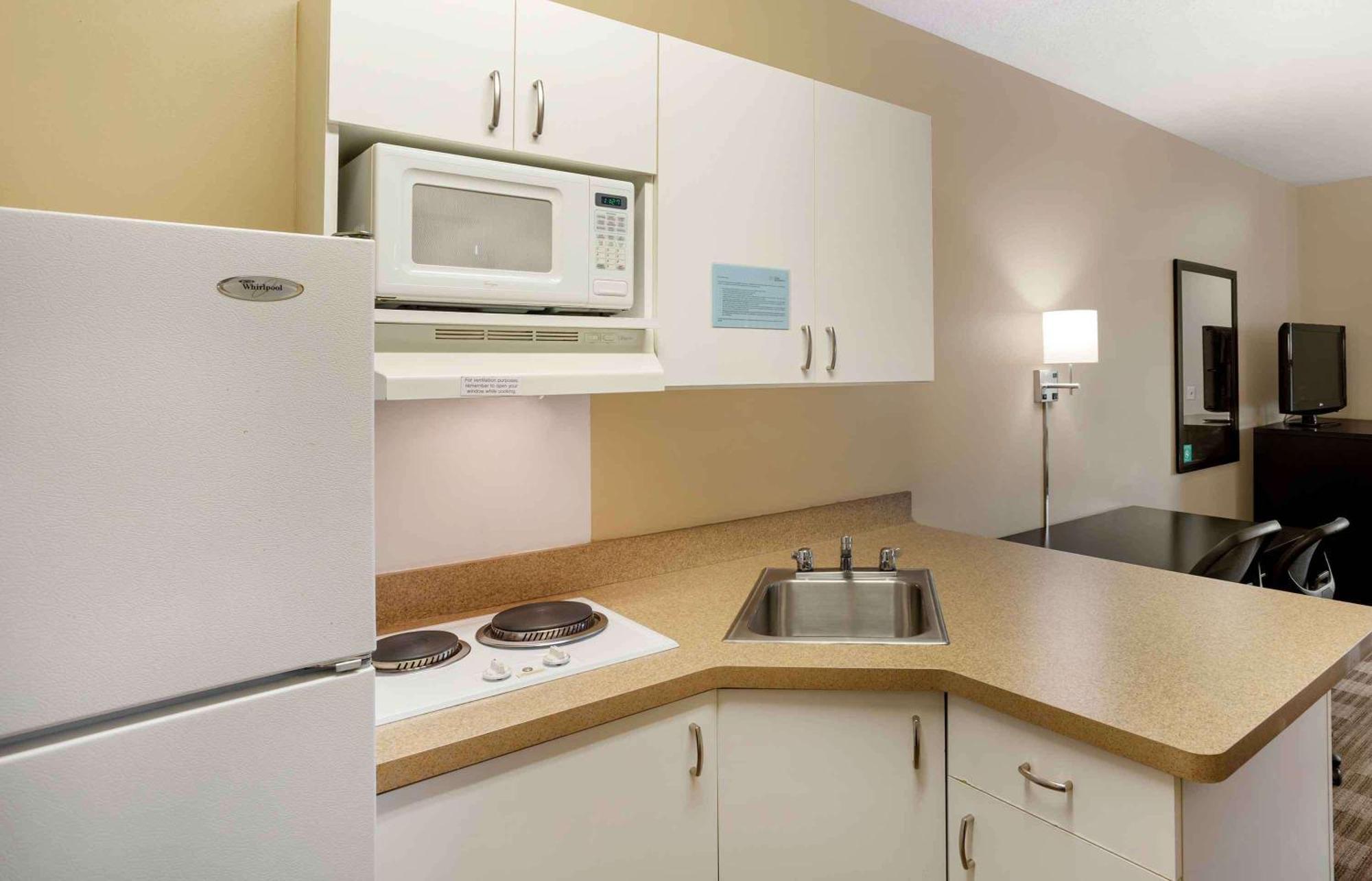 Extended Stay America Suites - Meadowlands - Rutherford Extérieur photo